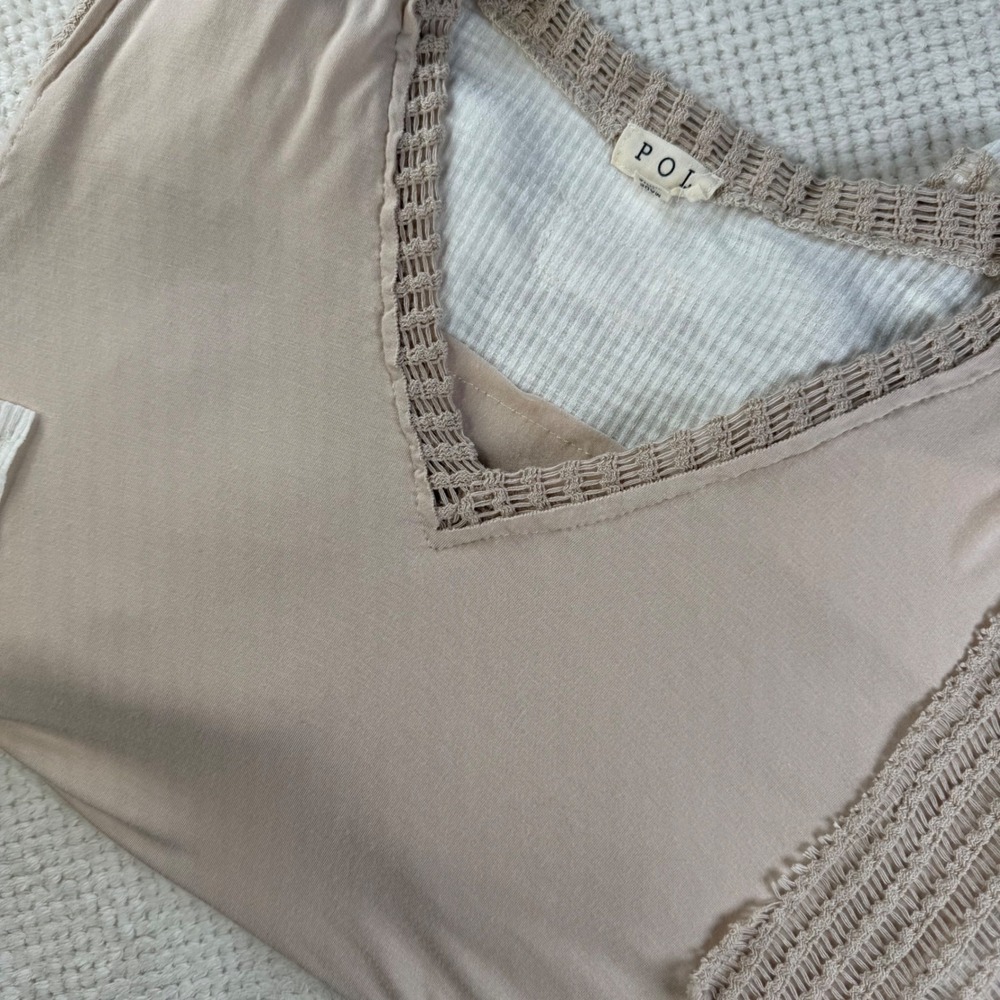 POL Clothing Beige Cream Patchwork Oversized V-Neck Top FKT887 Womens Medium